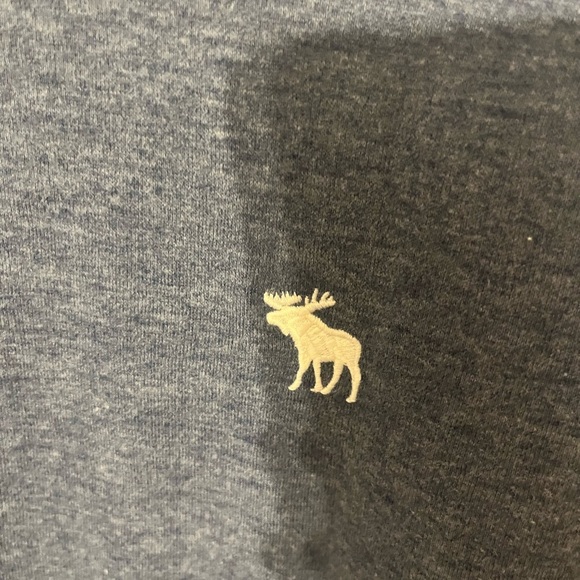 Men’s Abercrombie and Fitch Long Sleeve Shirt - Picture 3 of 5